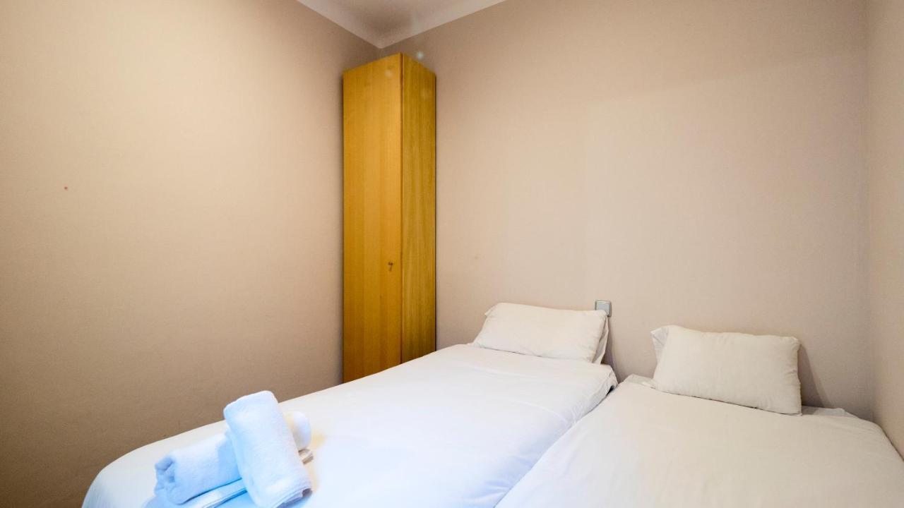 Acogedor Apartamento De 2 Dormitorios Barselona Dış mekan fotoğraf