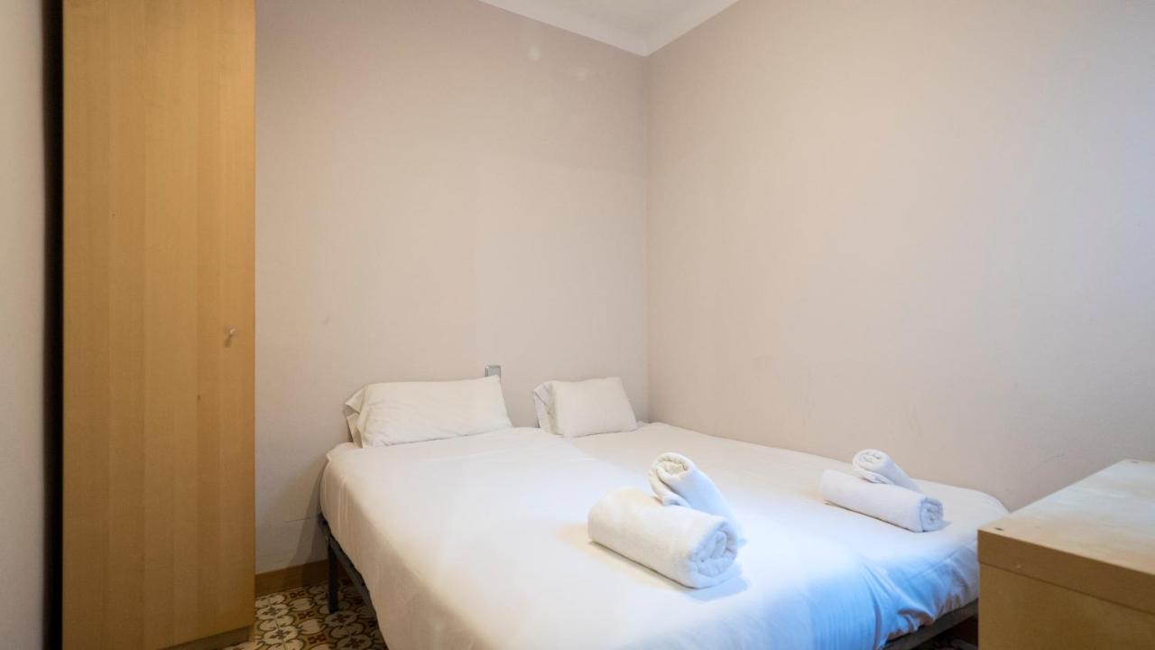 Acogedor Apartamento De 2 Dormitorios Barselona Dış mekan fotoğraf